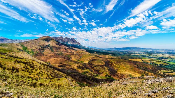 Vista Cordillera Slanghoekberge Largo Cual Paso Bainskloof Corre Entre Las — Foto de Stock