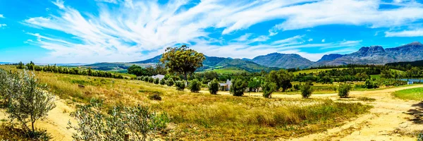 Över Slanghoekberge Bergskedjan Längs Vilken Bainskloof Passet Går Mellan Städerna — Stockfoto