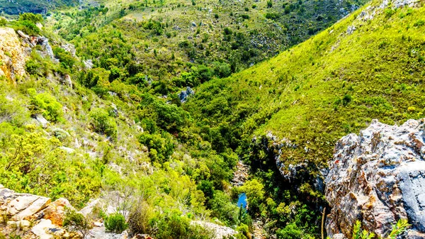 포인트 Lambrechts도로 후크의 마을과 Villiersdorp 남아프리카의 케이프에 Detoitsriver 협곡을의 화려한의 — 스톡 사진