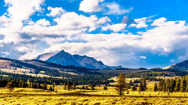 Gallatin Mountain Range Electric Peak Later Afternoon Sun Viewed Grand — Stock Photo, Image