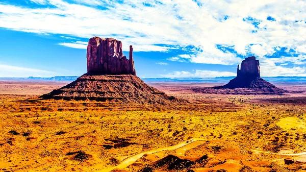 Imponentes Formações Arenito Vermelho West East Mitten Buttes Monumento Nação — Fotografia de Stock