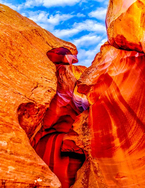 Las Suaves Paredes Curvas Arenisca Navajo Roja Entrada Del Cañón —  Fotos de Stock