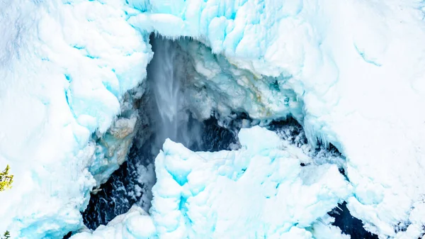 Closeup Gelo Espetacular Cone Neve Inverno Fundo Spahats Falls Spahats — Fotografia de Stock
