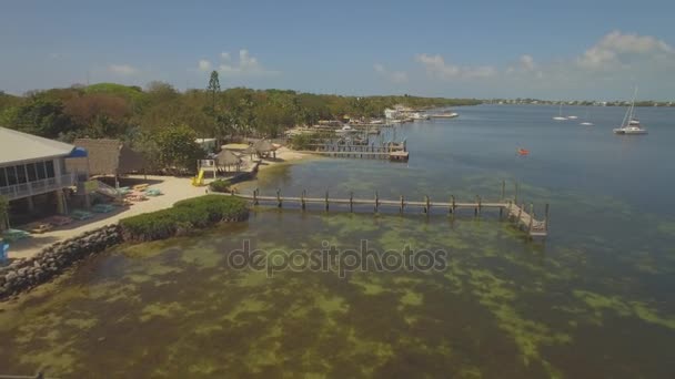 ラーゴの休日の家やウォーター フロント 南フロリダ 米国の空撮 — ストック動画