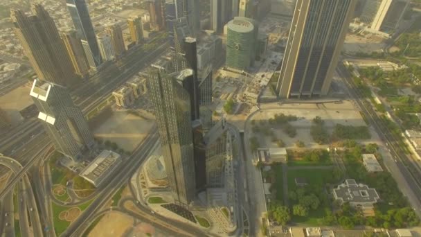 Antenowe Wieżowce Dzielnicy Finansowej Dubaju Miasto — Wideo stockowe