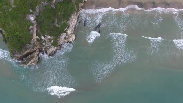 空中俯视图 滨海堤 Minturno 镇的海滩 意大利 — 图库视频影像
