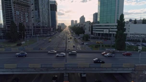 Flygfoto Över Livlig Trafik Stadens Vägar Kiev Ukraina — Stockvideo