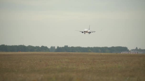 Kiev Ucrânia Setembro 2019 Aterragem Avião — Vídeo de Stock