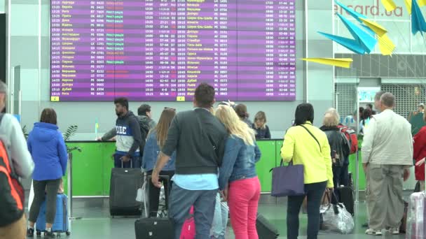 September 2019 Kiev Oekraïne Passagiers Internationale Luchthaven Terminal Boryspil Internationale — Stockvideo