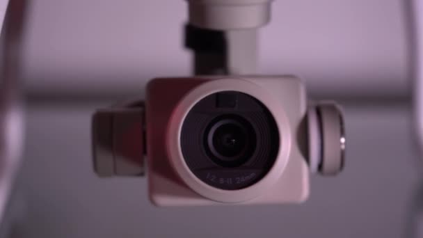 Κάμερα Τετρακόπτρου Κοντά Σφηνάκι — Αρχείο Βίντεο