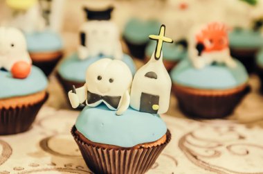 Diş kahraman top kek