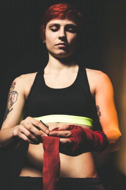 genç kadın boksör