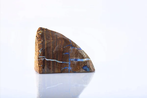 Boulder Opal specimen — Stock Photo, Image