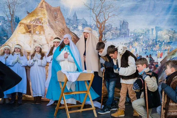 기독교 종교에 포즈난, 폴란드-1 월 6 일, 2017: 주현절 휴가 — 스톡 사진