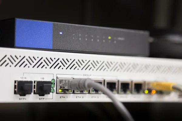 Internet anahtara bağlı telekomünikasyon Ethernet kabloları
