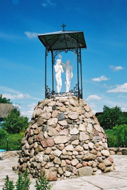 Braslav, Belarus - 25 Temmuz 2008: Kilisesi, St. Anne Mosar köyünde.