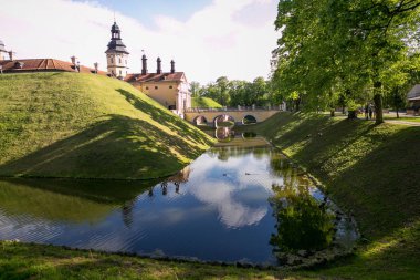 Nesvizh, Belarus - 20 Mayıs 2017: Ortaçağ Kalesi Nesvizh, Minsk Region, Beyaz Rusya.