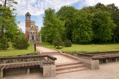 Mir, Belarus - 20 Mayıs 2017: Mir Minsk region kalede. Svyatopolk-Mirsky Şapel-mezar kasa. İnşaat tarihi: 1904.