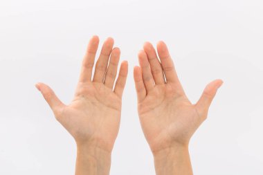 Beyaz bir arka plan üzerinde eller. Hareketleri