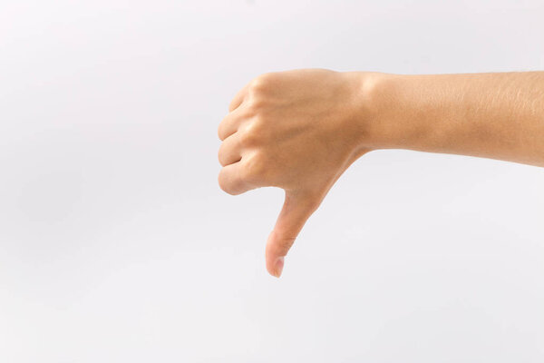 Женские руки на белом фоне. Жесты
