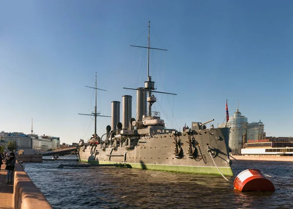 St. Petersburg, Russia - 28 June 2017: cruiser Aurora, ship museum in St. Petersburg. — Stock Photo, Image