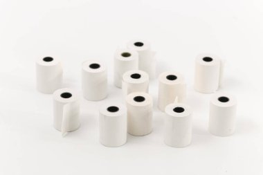 Beyaz bir arka plan üzerinde Yazar kasa teyp