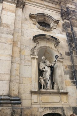 Dresden, Almanya - 4 Ağustos 2017: Zwinger - son Alman Barok, 18. yüzyılın başlarında kuruldu. Dört muhteşem saray binasından oluşan bir kompleks.