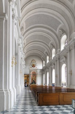 Dresden, Almanya - 4 Ağustos 2017: Dresden Hofkirche mahkeme Katolik - piskoposluk bölgesi, Dresden-Meissen, katedral.