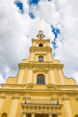 Petersburg, Rusya - 2 Temmuz 2017: Peter ve Paul Katedrali Peter ve Paul Fortress.