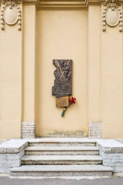 Petersburg, Rusya - 2 Temmuz 2017: Peter ve Paul Fortress. Savaş Anıtı plak.