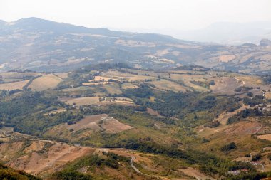 San Marino, San Marino - 10 Ağustos 2017: Yerel çevrenin panoramik görünüm.