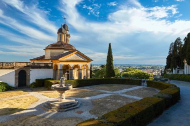 Monselice, İtalya - 13 Temmuz 2017: Villa Dudo ve St. George Kilisesi.