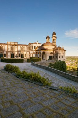 Monselice, İtalya - 13 Temmuz 2017: Villa Dudo ve St. George Kilisesi.