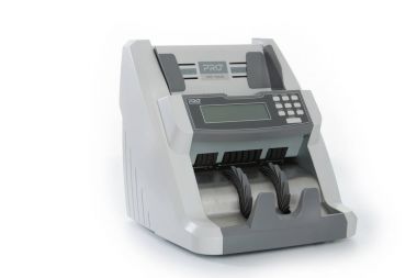 Gomel, Belarus - 27 Mart 2013: Beyaz zemin üzerinde sağlam Gts banknotlar sayaç.