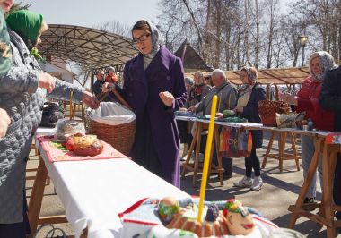 Gomel, Beyaz Rusya - 7 Nisan 2018: Kilise St George galip. Paskalya ayini.
