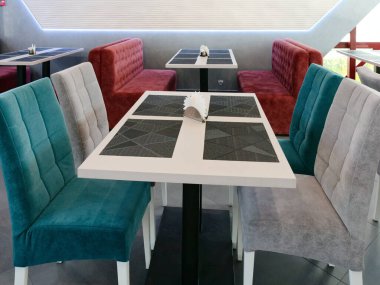 Gomel, Belarus - 29 Ekim 2019: 5. köşe kafenin içi.