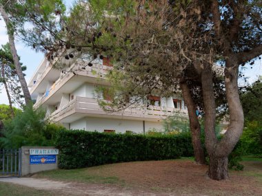 Bibion, İtalya - 21 Ağustos 2019: Sahildeki Firavun Oteli