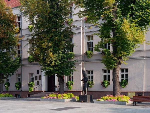 Wolsztyn, Polonia - 30 de agosto de 2019: Plaza central de la ciudad . —  Fotos de Stock