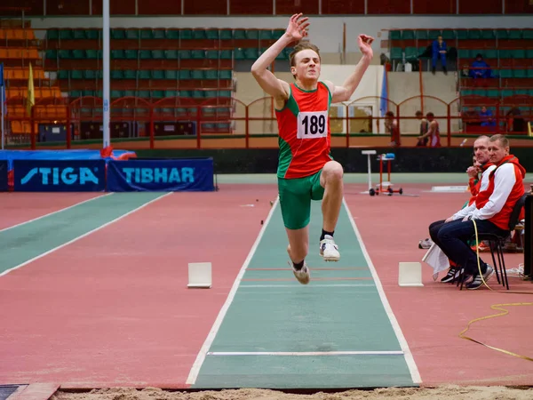 Gomel, Belarus - 14 Aralık 2019: Spor festivali çerçevesinde uluslararası atletizm yarışmaları — Stok fotoğraf