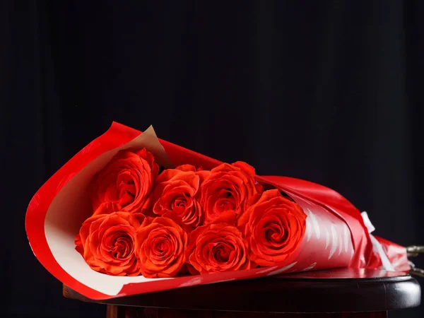 Bouquet von frischen Rosen, Blume hellen Hintergrund. — Stockfoto