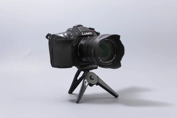 Gomel, Belarus - February 18, 2020: Lumix camera on a mini tripod — Stockfoto