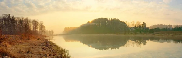 Dawn on the lake near the village of Yukhnovka, Minsk 2020