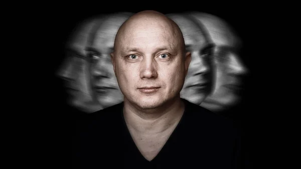 Kunstporträt Eines Glatzköpfigen Fröhlichen Mannes Auf Schwarzem Hintergrund 2020 — Stockfoto