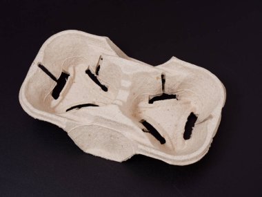 Karanlık bir arka planda fast food için çevre dostu ambalaj 2020