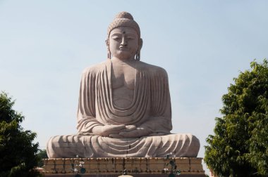 Büyük Buda heykeli Bodh Gaya Hindistan