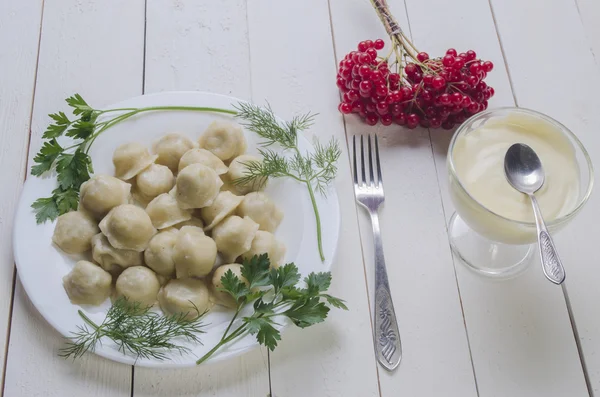 etli taze mantı tabak