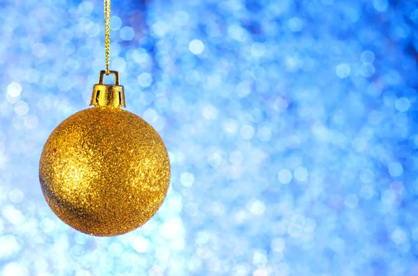 Noel oyuncak bir dize renkli arka plan üzerinde