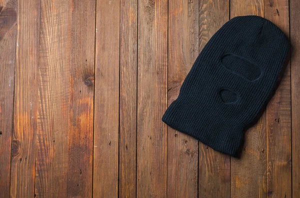 Masanın üzerine yün