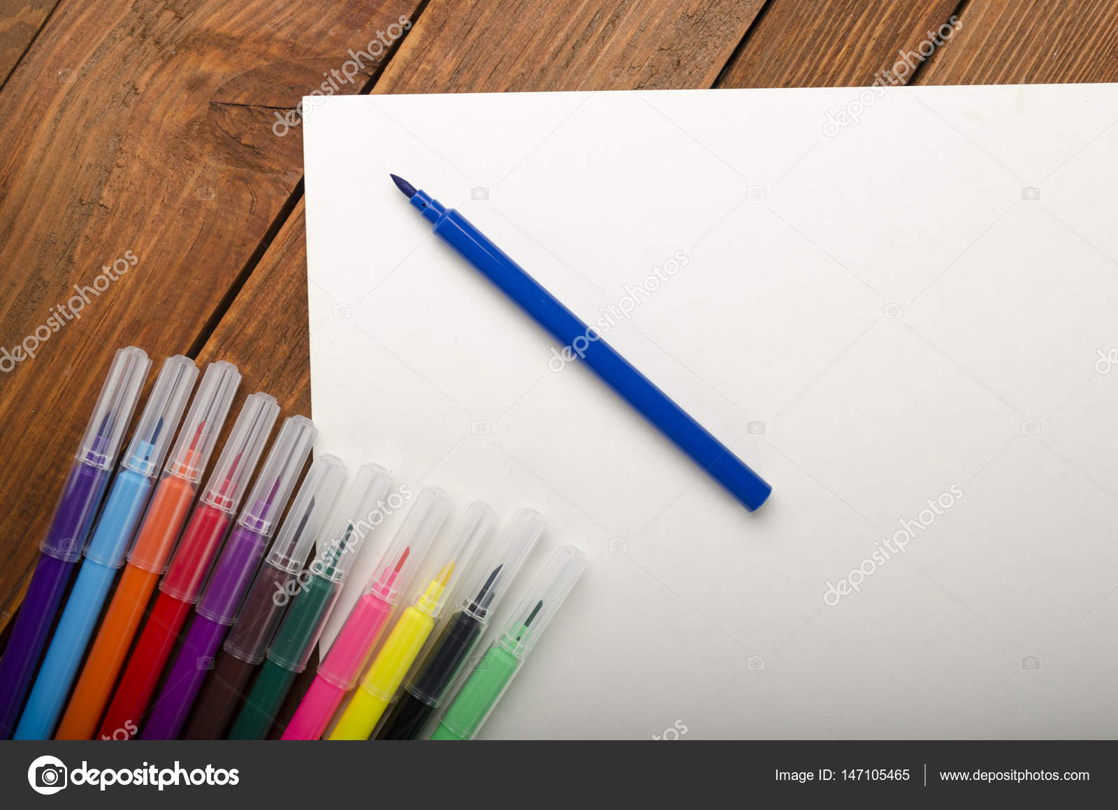 Цветные маркеры для рисования — Стоковое фото © NcikName #147105465