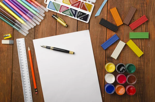 çocukların yaratıcılık için nesneleri